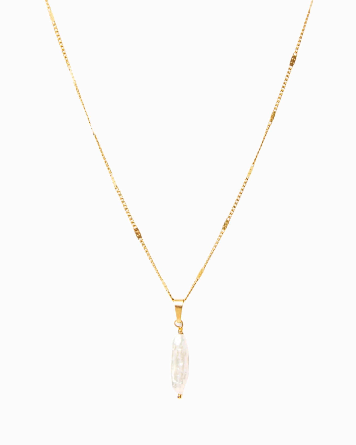 Lui Necklace - Vertical