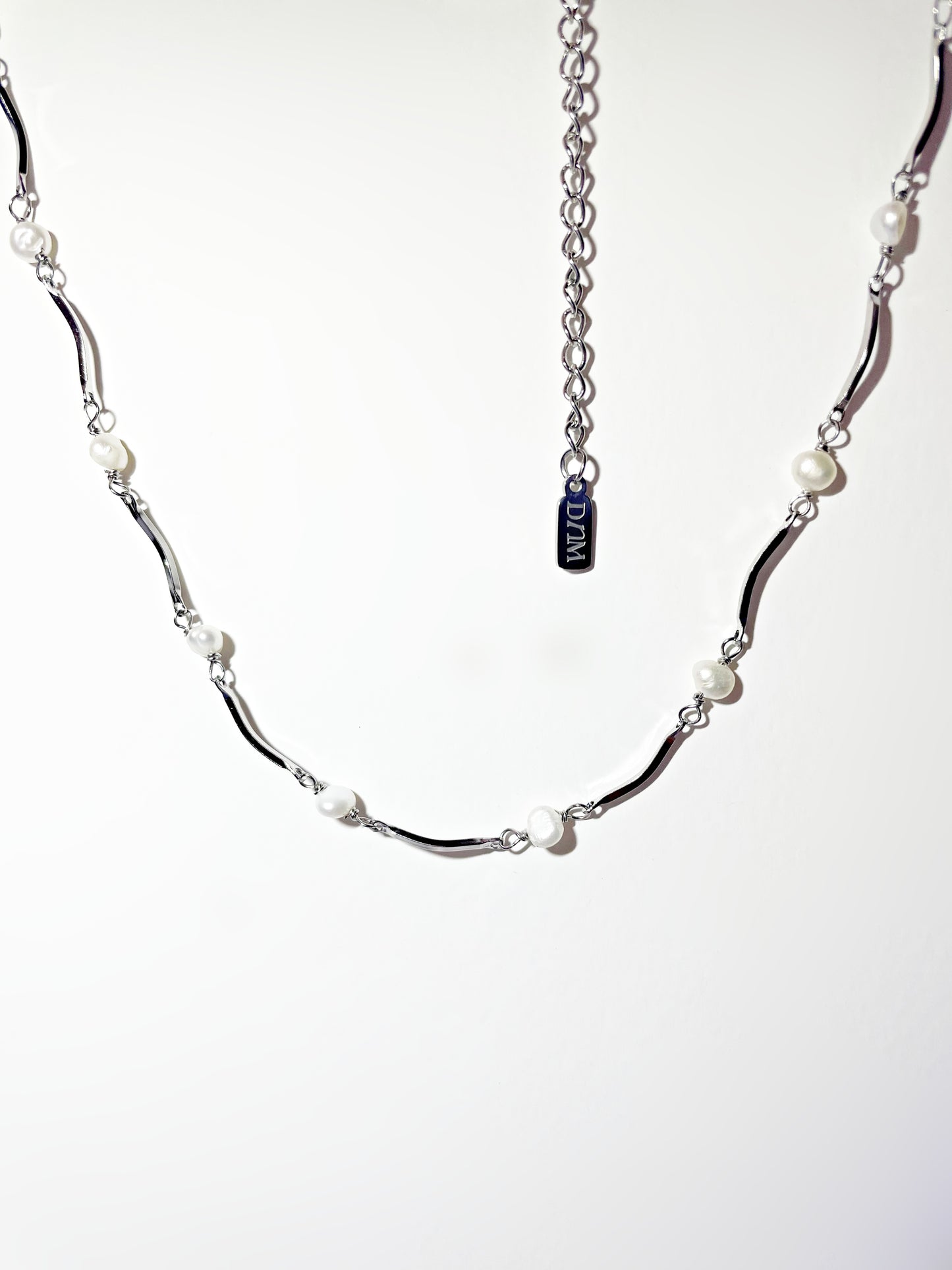 Arch Necklace