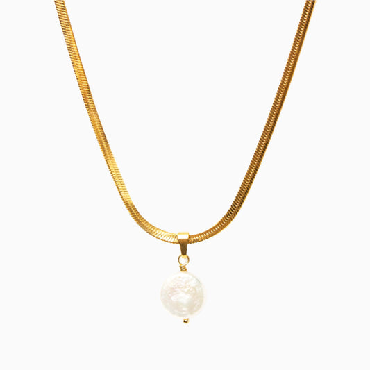 Avene Necklace